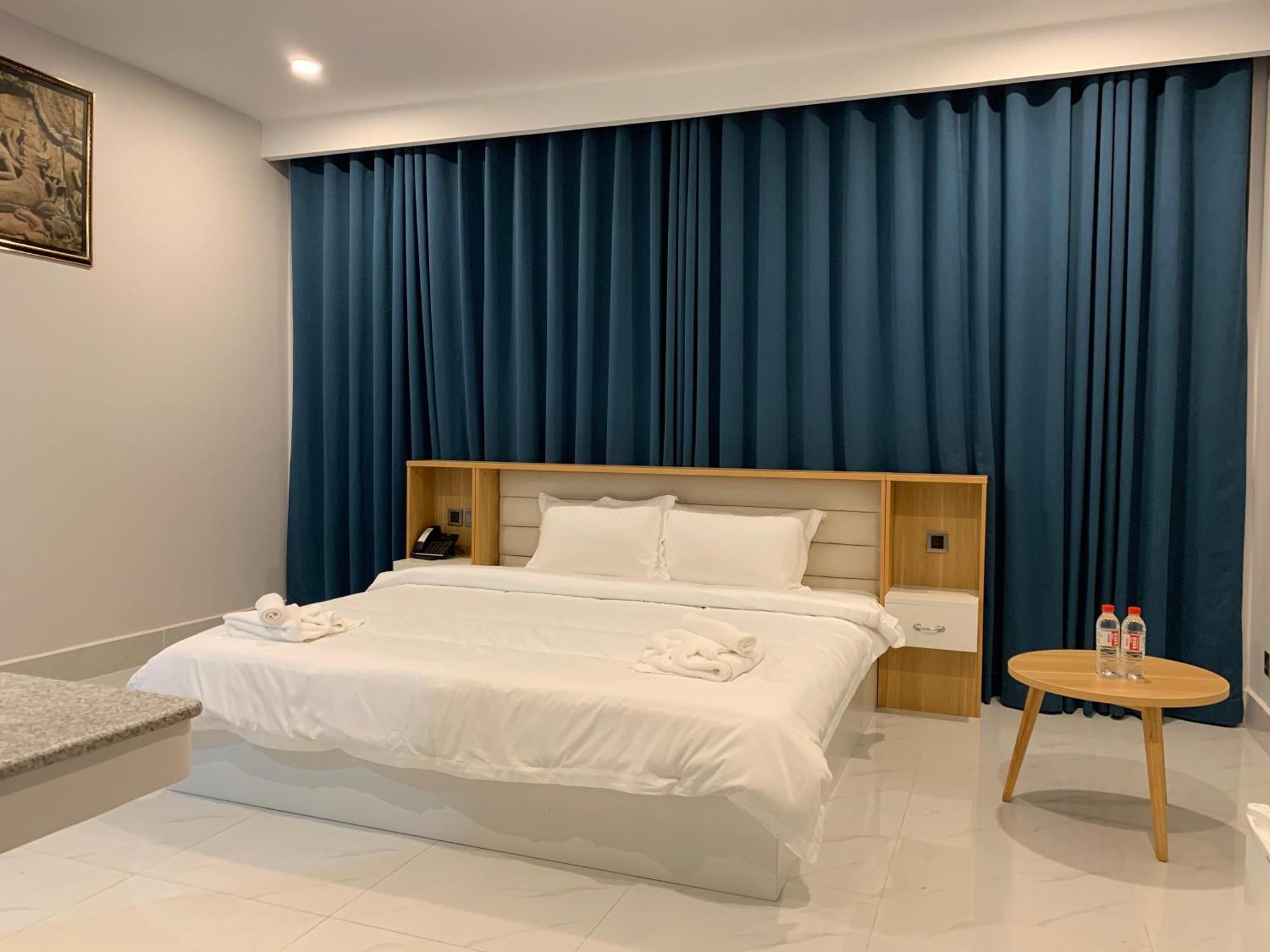 Nico'S Hotel And Skybar Siem Reap Exterior foto