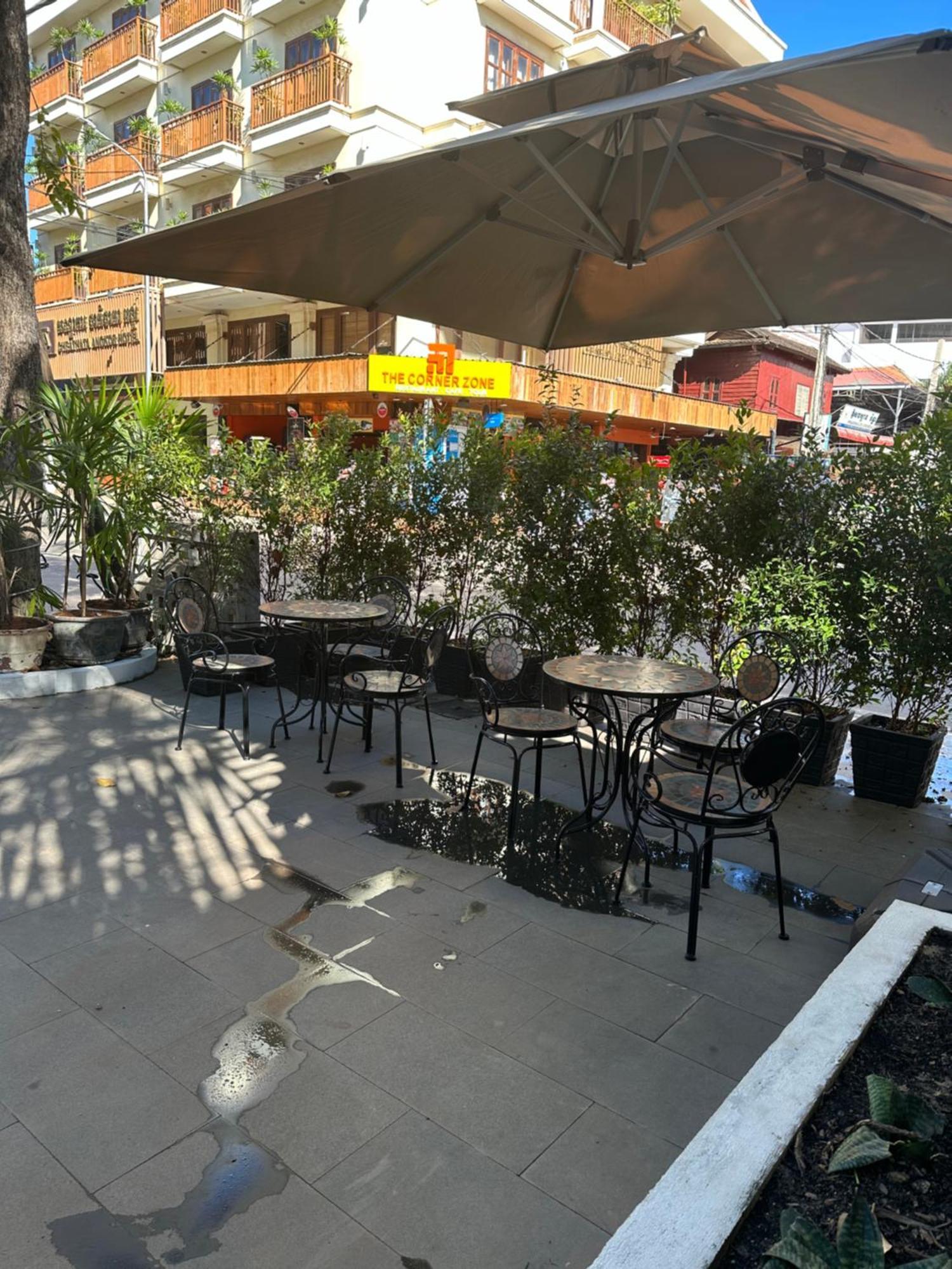 Nico'S Hotel And Skybar Siem Reap Exterior foto